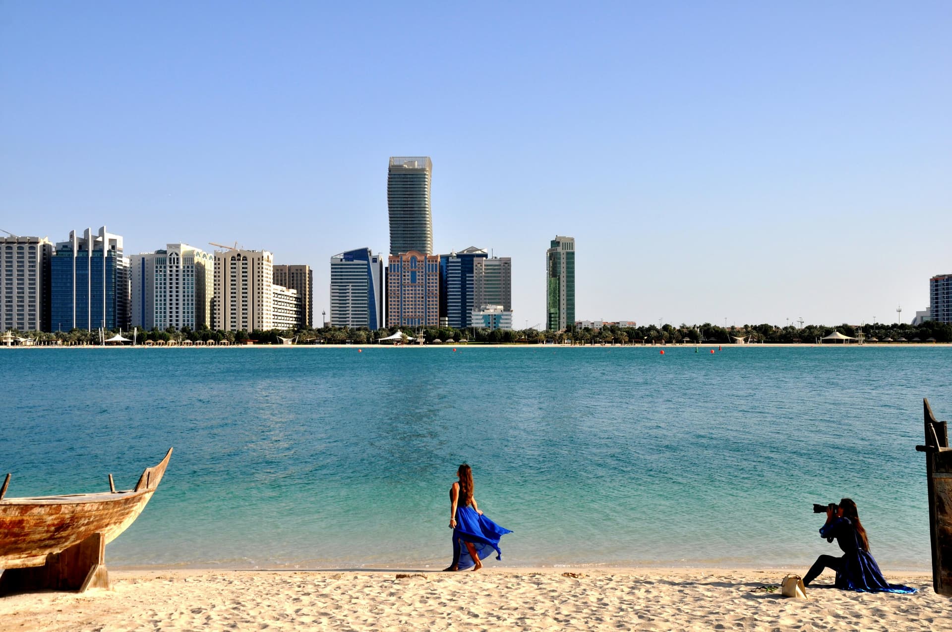 Dubai Dress Code for Tourists in 2026: What to Wear and What to Leave at Home